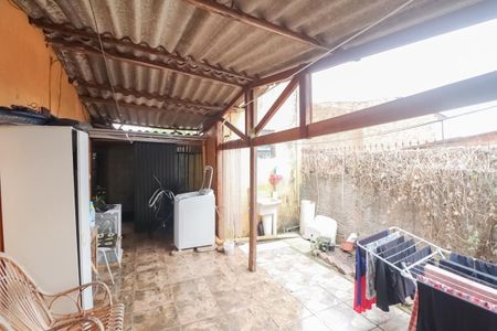 Casa à venda com 120m², 3 quartos e 2 vagas Casa à venda com 120m², 3 quartos e 2 vagasÁrea de Serviço