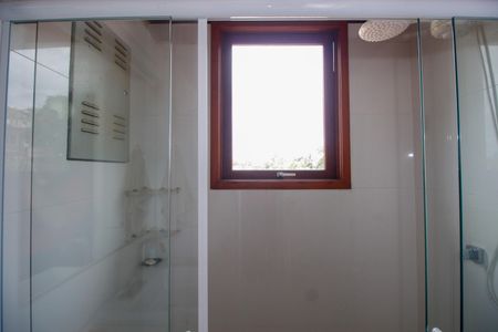 Casa à venda com 800m², 3 quartos e 6 vagasBanheiro 1