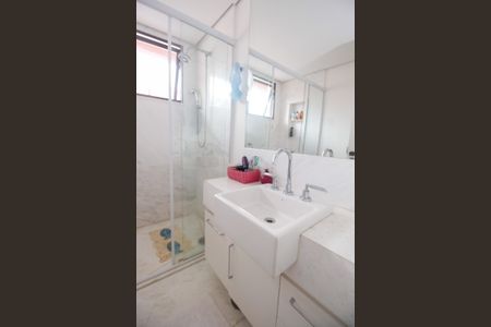 Casa à venda com 800m², 3 quartos e 6 vagasBanheiro da Suíte 3