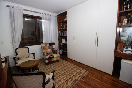 Casa à venda com 800m², 3 quartos e 6 vagasSuíte 1