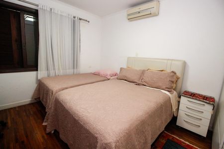 Casa à venda com 800m², 3 quartos e 6 vagasSuíte 3