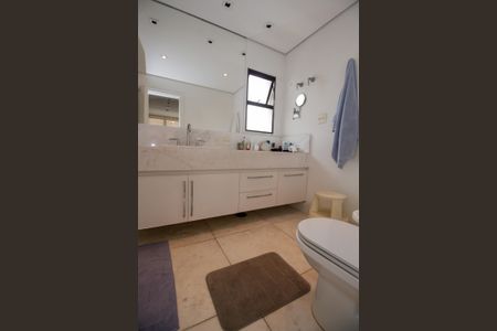 Casa à venda com 800m², 3 quartos e 6 vagasBanheiro da Suíte 1