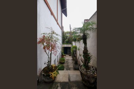 Casa à venda com 800m², 3 quartos e 6 vagasEntrada