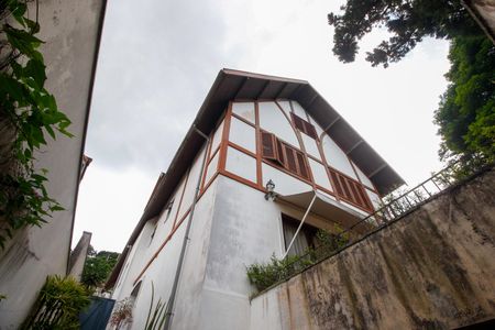 Casa à venda com 800m², 3 quartos e 6 vagasFachada