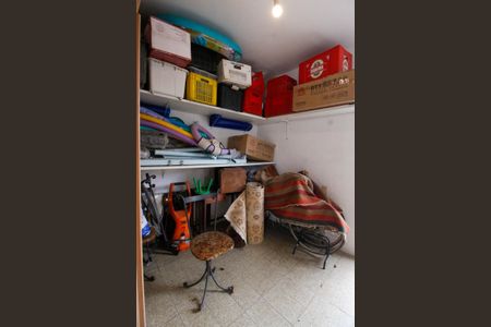 Casa à venda com 800m², 3 quartos e 6 vagasQuarto de Serviço