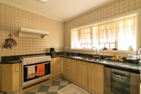 Casa de condomínio para alugar com 400m², 3 quartos e 4 vagas Casa de condomínio para alugar com 400m², 3 quartos e 4 vagasCozinha