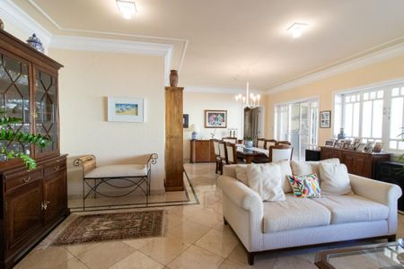 Casa de condomínio para alugar com 400m², 3 quartos e 4 vagas Casa de condomínio para alugar com 400m², 3 quartos e 4 vagasSala