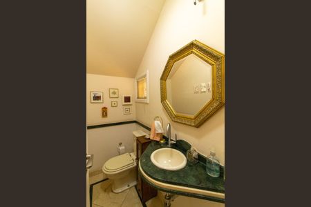 Casa de condomínio para alugar com 400m², 3 quartos e 4 vagas Casa de condomínio para alugar com 400m², 3 quartos e 4 vagasLavabo