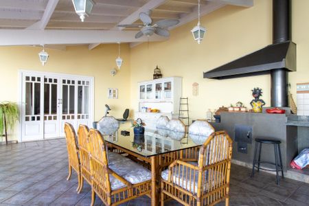 Casa de condomínio para alugar com 400m², 3 quartos e 4 vagas Casa de condomínio para alugar com 400m², 3 quartos e 4 vagasÁrea comum