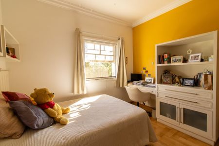 Casa de condomínio para alugar com 400m², 3 quartos e 4 vagas Casa de condomínio para alugar com 400m², 3 quartos e 4 vagasQuarto 2