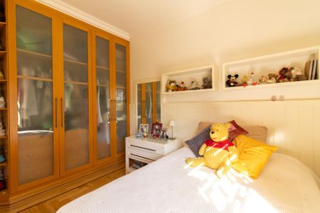 Casa de condomínio para alugar com 400m², 3 quartos e 4 vagas Casa de condomínio para alugar com 400m², 3 quartos e 4 vagasQuarto 2