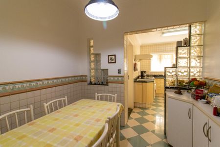 Casa de condomínio para alugar com 400m², 3 quartos e 4 vagas Casa de condomínio para alugar com 400m², 3 quartos e 4 vagasCozinha