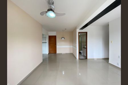 Apartamento à venda com 70m², 2 quartos e 1 vagaSala