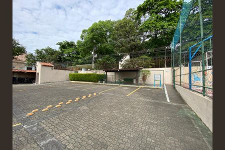 Apartamento à venda com 70m², 2 quartos e 1 vagaÁrea comum