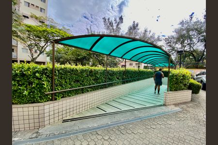 Apartamento à venda com 70m², 2 quartos e 1 vagaÁrea comum