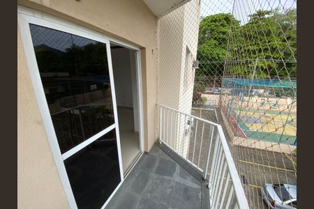 Apartamento à venda com 70m², 2 quartos e 1 vagavaranda