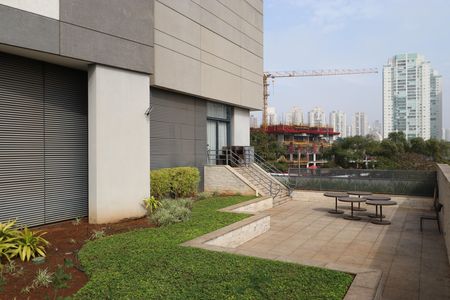 Apartamento para alugar com 69m², 2 quartos e 1 vagaÁrea comum