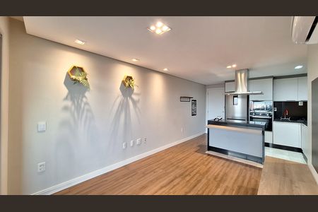 Apartamento para alugar com 69m², 2 quartos e 1 vaga Apartamento para alugar com 69m², 2 quartos e 1 vagaSala