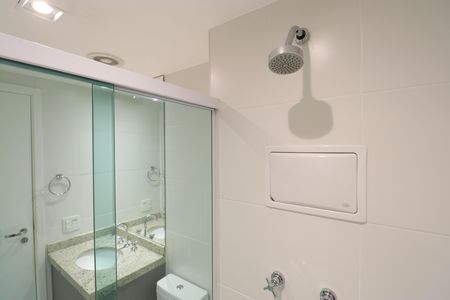 Apartamento para alugar com 69m², 2 quartos e 1 vagaBanheiro Social
