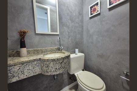 Lavabo de apartamento para alugar com 4 quartos, 120m² em Recreio dos Bandeirantes, Rio de Janeiro