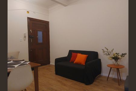 Apartamento à venda com 40m², 1 quarto e sem vaga Apartamento à venda com 40m², 1 quarto e sem vagaSala