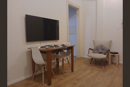 Apartamento à venda com 40m², 1 quarto e sem vaga Apartamento à venda com 40m², 1 quarto e sem vagaSala