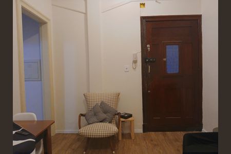 Apartamento à venda com 40m², 1 quarto e sem vaga Apartamento à venda com 40m², 1 quarto e sem vagaSala