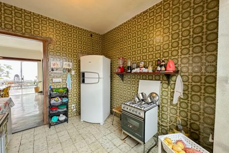 Casa à venda com 261m², 3 quartos e 2 vagasCozinha