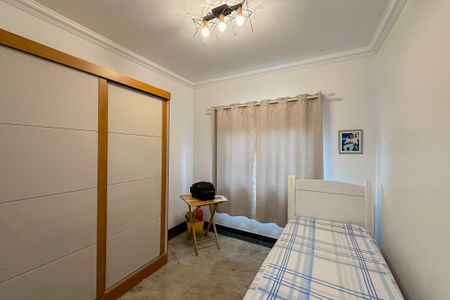 Casa à venda com 261m², 3 quartos e 2 vagasQuarto 1