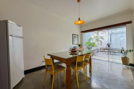 Casa à venda com 261m², 3 quartos e 2 vagasCozinha