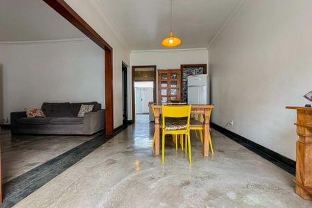 Casa à venda com 261m², 3 quartos e 2 vagasSala