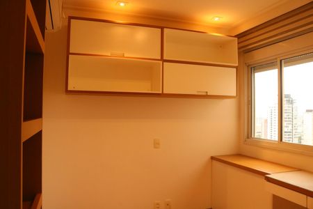 Apartamento à venda com 137m², 3 quartos e 3 vagasSuíte 1