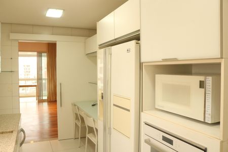 Apartamento à venda com 137m², 3 quartos e 3 vagasCozinha