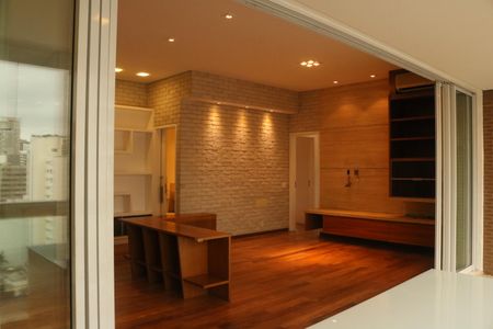 Apartamento à venda com 137m², 3 quartos e 3 vagasVaranda 