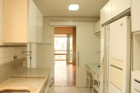 Apartamento à venda com 137m², 3 quartos e 3 vagasCozinha