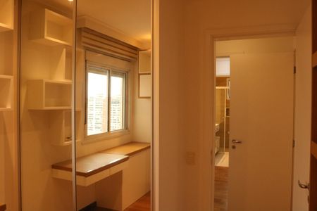 Apartamento à venda com 137m², 3 quartos e 3 vagasSuíte 1