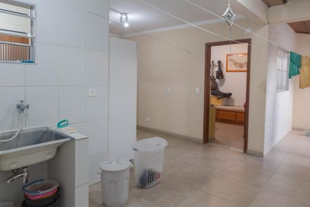 Casa à venda com 237m², 4 quartos e 8 vagasÁrea de Serviço