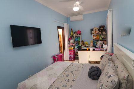 Casa à venda com 400m², 4 quartos e 3 vagas Casa à venda com 400m², 4 quartos e 3 vagasQuarto 2