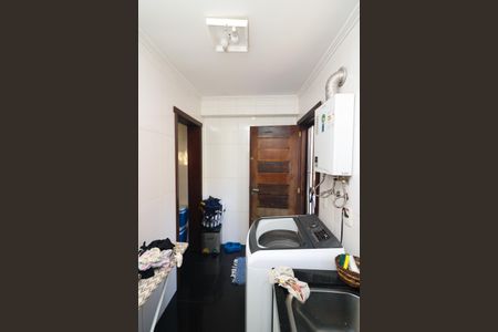 Casa à venda com 400m², 4 quartos e 3 vagas Casa à venda com 400m², 4 quartos e 3 vagasÁrea de Serviço