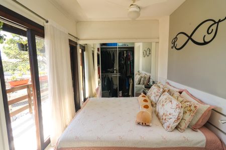 Casa à venda com 400m², 4 quartos e 3 vagas Casa à venda com 400m², 4 quartos e 3 vagasSuíte