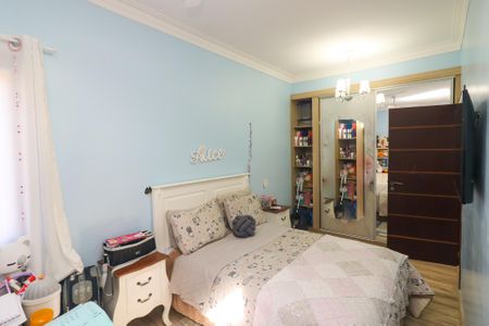 Casa à venda com 400m², 4 quartos e 3 vagas Casa à venda com 400m², 4 quartos e 3 vagasQuarto 2