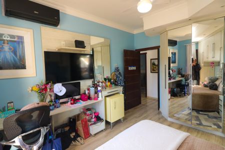 Casa à venda com 400m², 4 quartos e 3 vagas Casa à venda com 400m², 4 quartos e 3 vagasQuarto 1