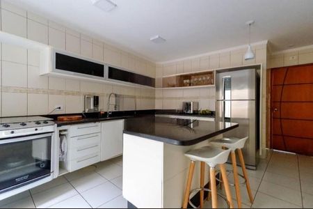 Casa à venda com 250m², 3 quartos e 2 vagas Casa à venda com 250m², 3 quartos e 2 vagasFoto 19