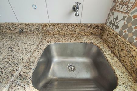 Apartamento à venda com 47m², 2 quartos e 1 vagaÁrea de Serviço