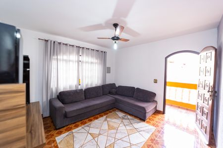 Casa à venda com 90m², 2 quartos e 1 vagaSala