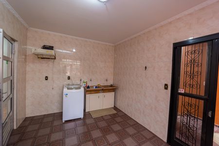 Casa à venda com 90m², 2 quartos e 1 vagaÁrea de Serviço