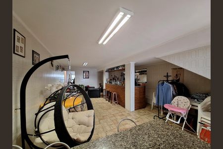 Casa para alugar com 300m², 3 quartos e 3 vagas Casa para alugar com 300m², 3 quartos e 3 vagasÁrea comum - Salão