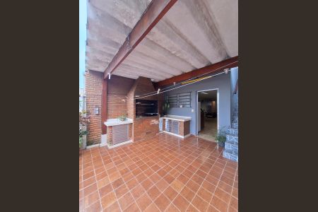 Casa para alugar com 300m², 3 quartos e 3 vagas Casa para alugar com 300m², 3 quartos e 3 vagasQuintal