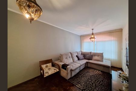 Casa para alugar com 300m², 3 quartos e 3 vagas Casa para alugar com 300m², 3 quartos e 3 vagasSala