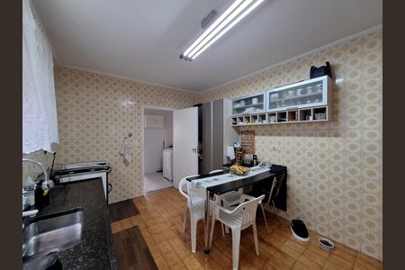 Casa para alugar com 300m², 3 quartos e 3 vagas Casa para alugar com 300m², 3 quartos e 3 vagasCozinha